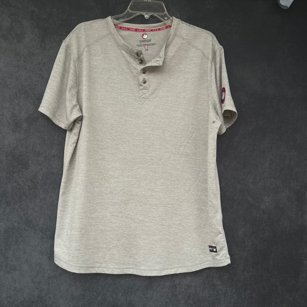 Canada Weather Gear Mens Henley‎ Short Sleeve Shirt Gorpcore Activewear Size L